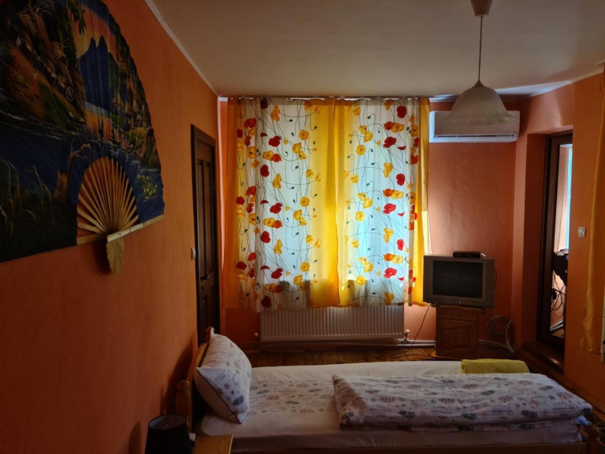 Фън Шуй Къща За Гости 88 Dobrinishte Luaran gambar